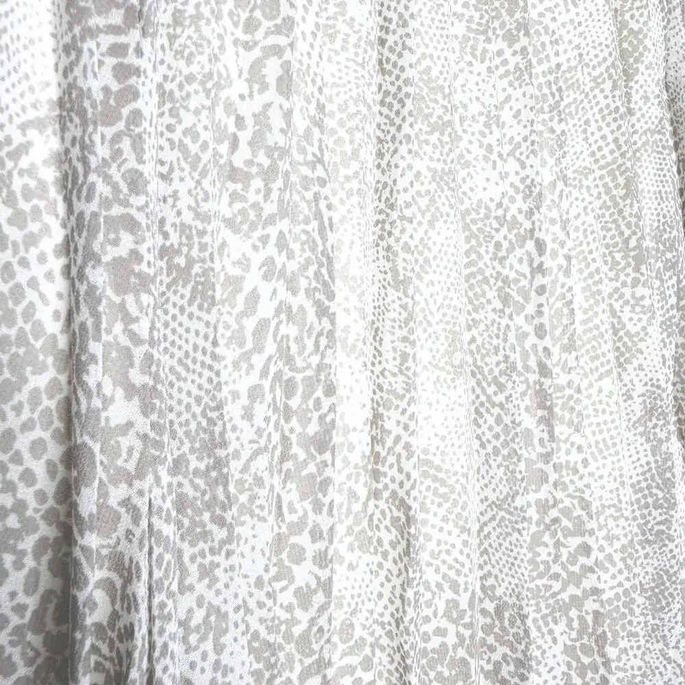 Ann Taylor Pleated Snakeskin Accordion Midi Skirt Size 6P White Gray Office - Picture 4 of 9
